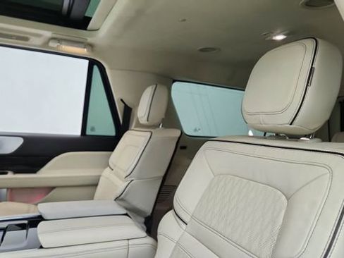Used 2024 Lincoln Navigator L Black Label image 33
