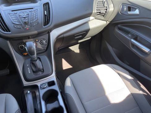 Used 2016 Ford Escape SE image 14