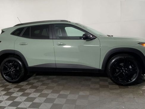 New 2026 Chevrolet Trax ACTIV w/ Sunroof Package image 2