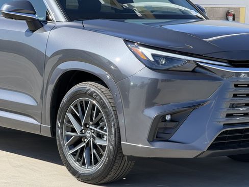 New 2026 Lexus TX 350 FWD image 4