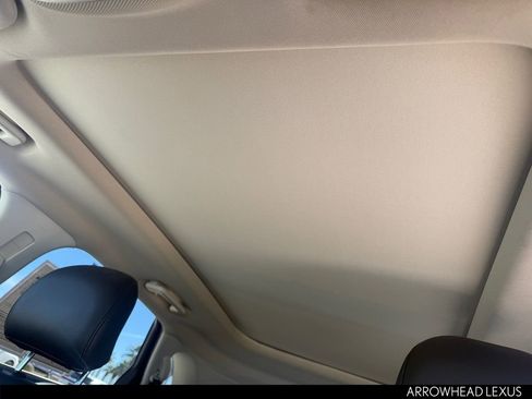 Used 2019 Ford Edge SEL w/ Equipment Group 201A image 20