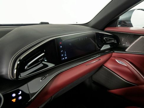 Used 2023 Ferrari Purosangue AWD/4WD image 20