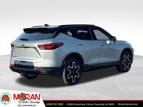 Certified 2023 Chevrolet Blazer RS w/ Driver Confidence II Package AWD/4WD image 6