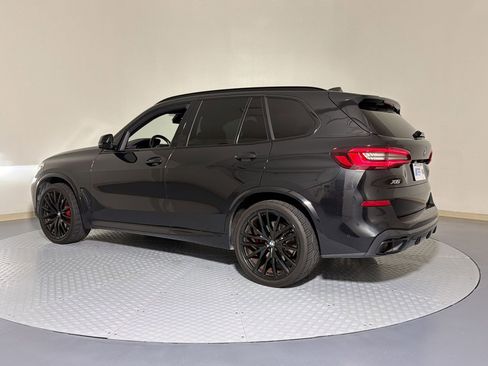 Certified 2022 BMW X5 sDrive40i w/ M Sport Package RWD image 3