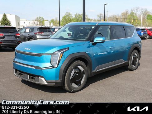 New 2026 Kia EV9 Wind AWD/4WD image 2