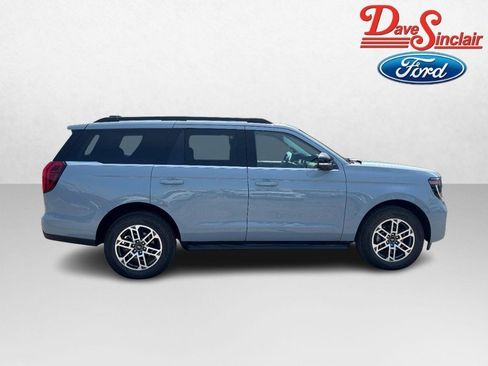 New 2026 Ford Expedition Active AWD/4WD image 5