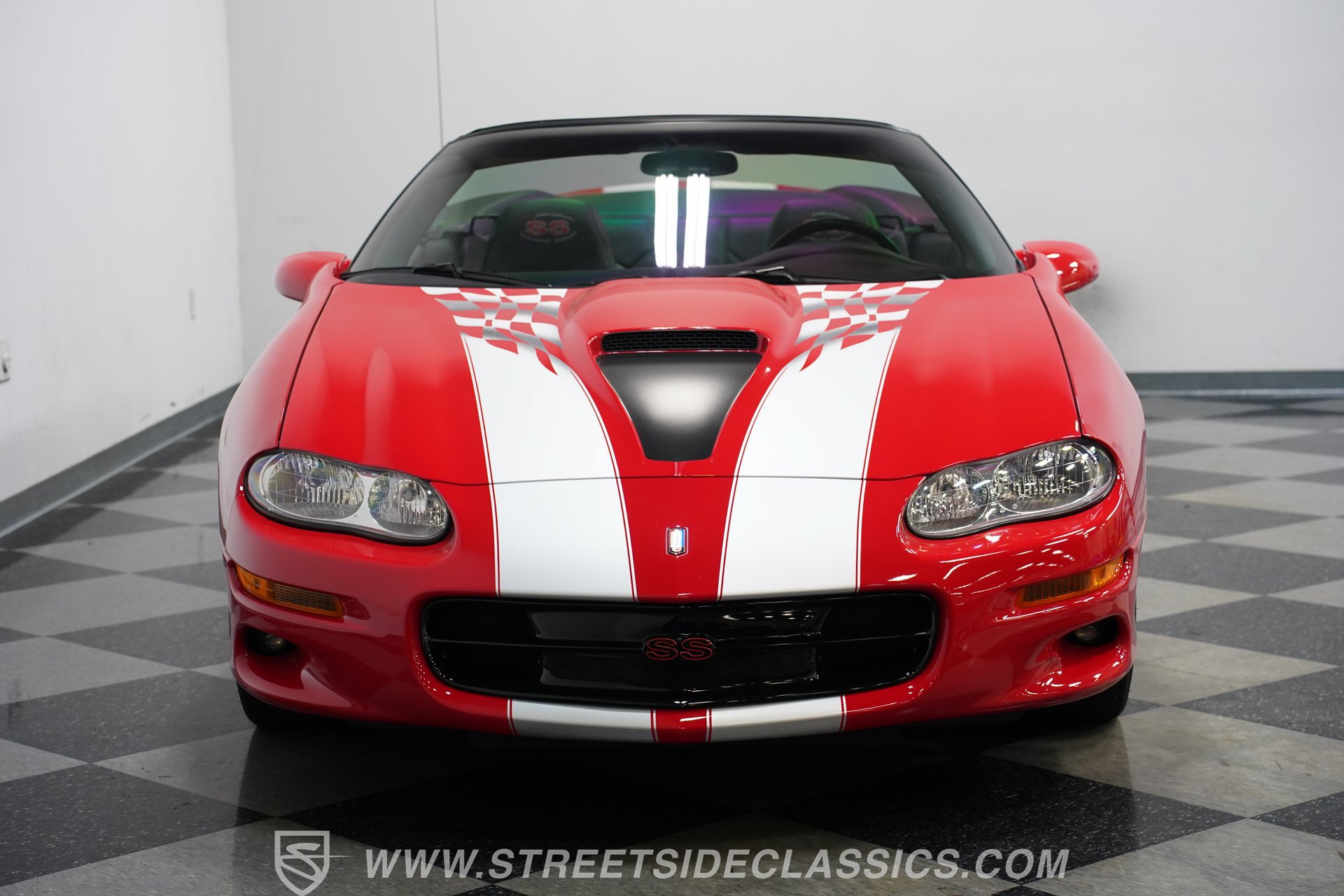 Used 2002 Chevrolet Camaro Z28 w/ SS Performance/Appearance Pkg RWD image 17