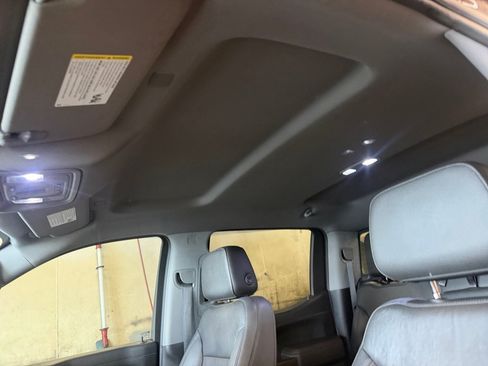 Used 2021 Chevrolet Silverado 1500 LT AWD/4WD image 25