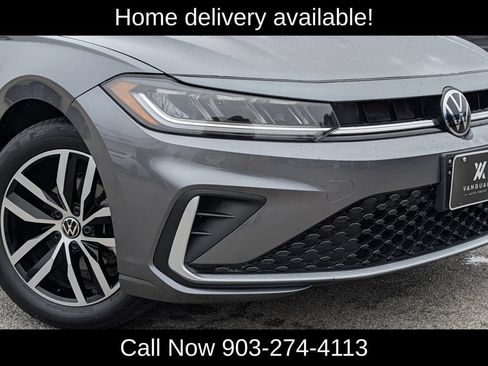 Used 2026 Volkswagen Jetta SE FWD image 10