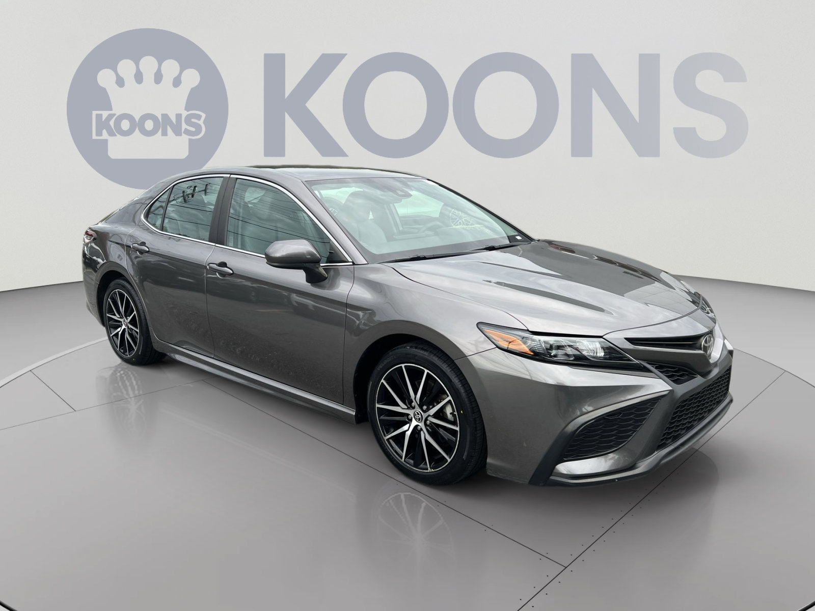 Used 2021 Toyota Camry SE AWD/4WD image 10
