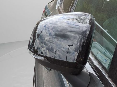 New 2026 Volvo XC40 B5 Plus w/ Protection Package Premier AWD/4WD image 28