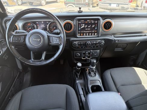 Used 2021 Jeep Gladiator Sport AWD/4WD image 27