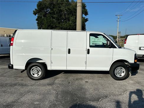 New 2025 Chevrolet Express 2500 w/ Driver Convenience Package image 3