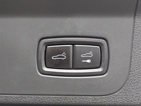 Used 2022 Porsche Panamera 4S Executive image 28