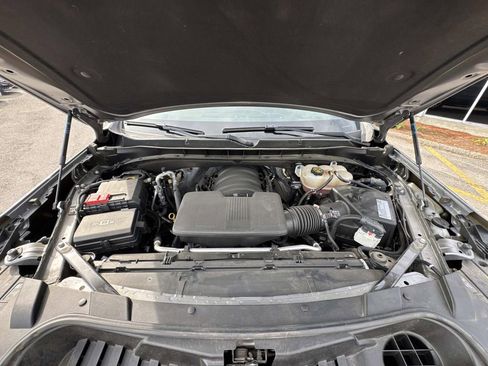 Used 2021 Chevrolet Tahoe LT image 3