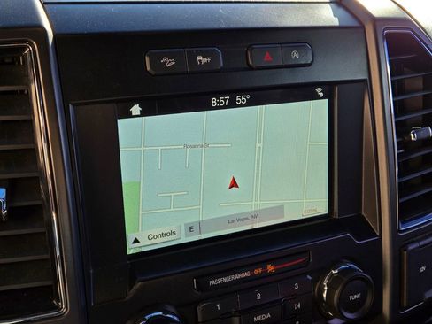 Used 2017 Ford F150 XLT w/ Equipment Group 302A Luxury image 10