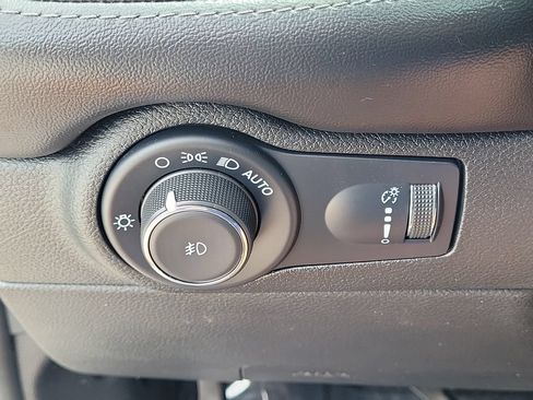 Used 2022 Dodge Durango GT RWD image 27