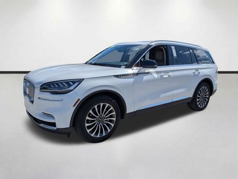 Used 2023 Lincoln Aviator 2WD w/ Premium Package image 8