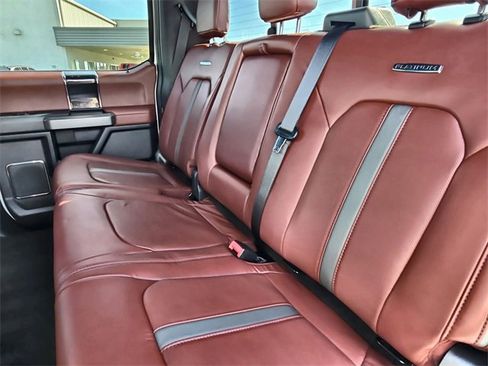 Used 2022 Ford F250 Platinum w/ FX4 Off-Road Package image 21