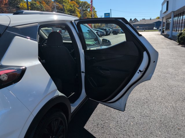 Used 2023 Chevrolet Bolt EUV LT w/ Comfort Package FWD image 29