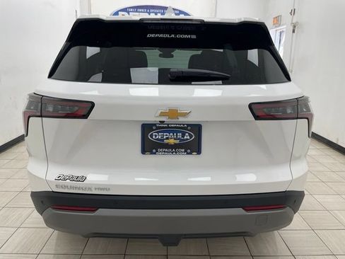 New 2026 Chevrolet Equinox LT AWD/4WD image 18