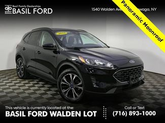 Used 2022 Ford Escape SE w/ SE Sport Appearance Package video 1