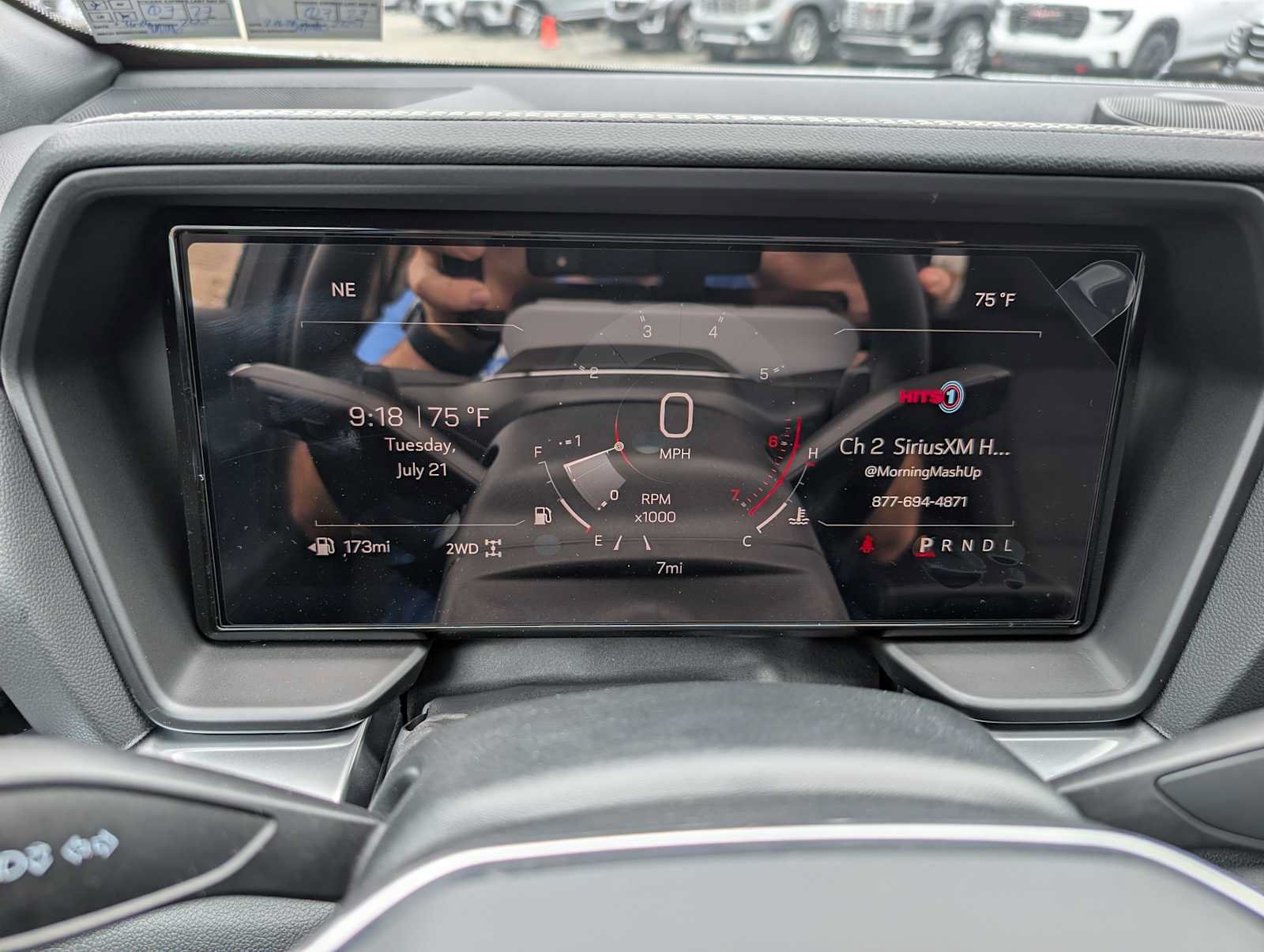 New 2027 GMC Terrain Elevation w/ Technology Package II AWD/4WD image 18