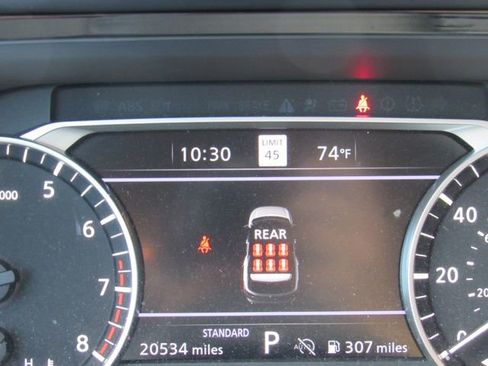 Certified 2024 Nissan Pathfinder SL image 34