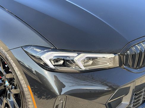 Used 2026 BMW 330i Sedan w/ M Sport Package image 11