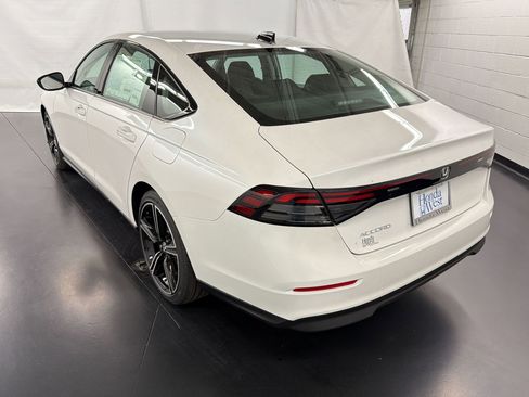 New 2026 Honda Accord SE image 3