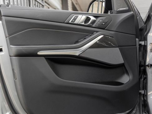 Used 2026 BMW X5 M60i w/ Climate Comfort Package image 17