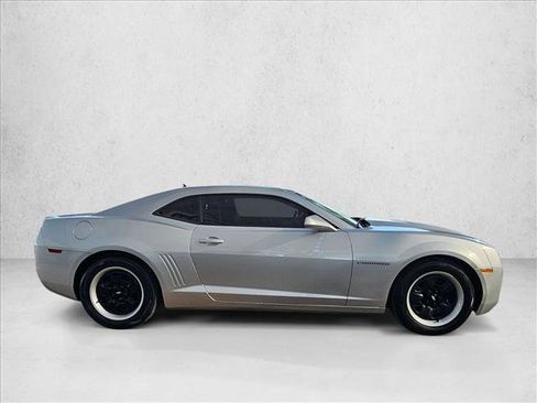 Used 2013 Chevrolet Camaro LS image 4