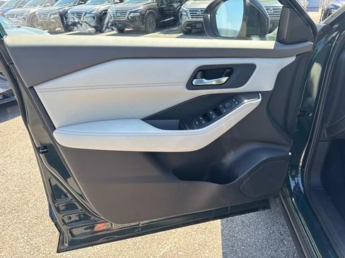 New 2026 Nissan Rogue SV AWD/4WD image 23