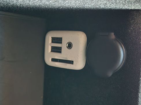 Used 2019 Cadillac CTS Luxury image 23