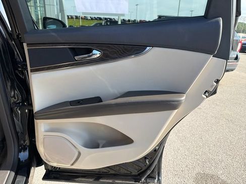 Used 2019 Lincoln Nautilus Select AWD/4WD image 27