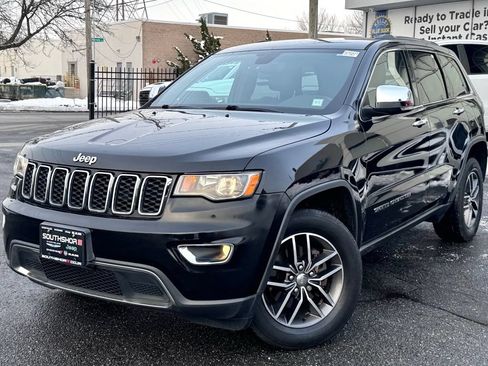 Used 2018 Jeep Grand Cherokee Limited AWD/4WD image 3