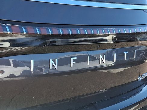 New 2026 INFINITI QX80 Luxe image 22