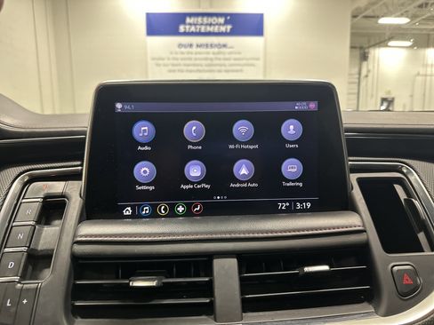 Used 2021 Chevrolet Tahoe RST w/ Luxury Package AWD/4WD image 24