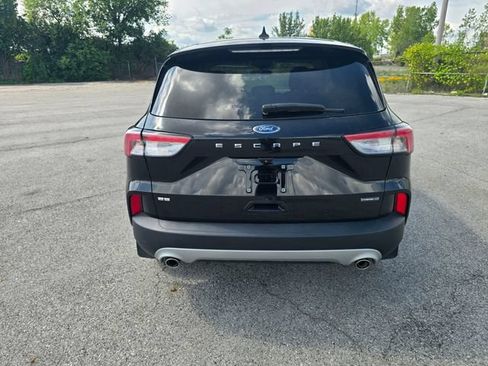 Used 2022 Ford Escape SE w/ Cold Weather Package AWD/4WD image 5