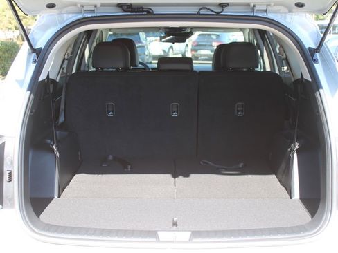 New 2026 Kia Sorento S image 10