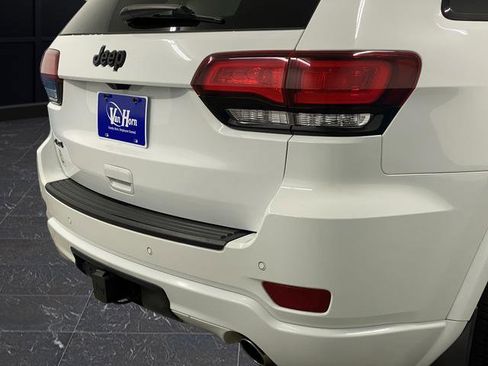 Certified 2020 Jeep Grand Cherokee Altitude image 33