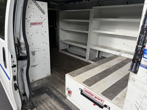 Used 2016 GMC Savana 3500 RWD image 18
