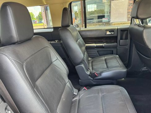Used 2018 Ford Flex SEL w/ Equipment Group 202A AWD/4WD image 37