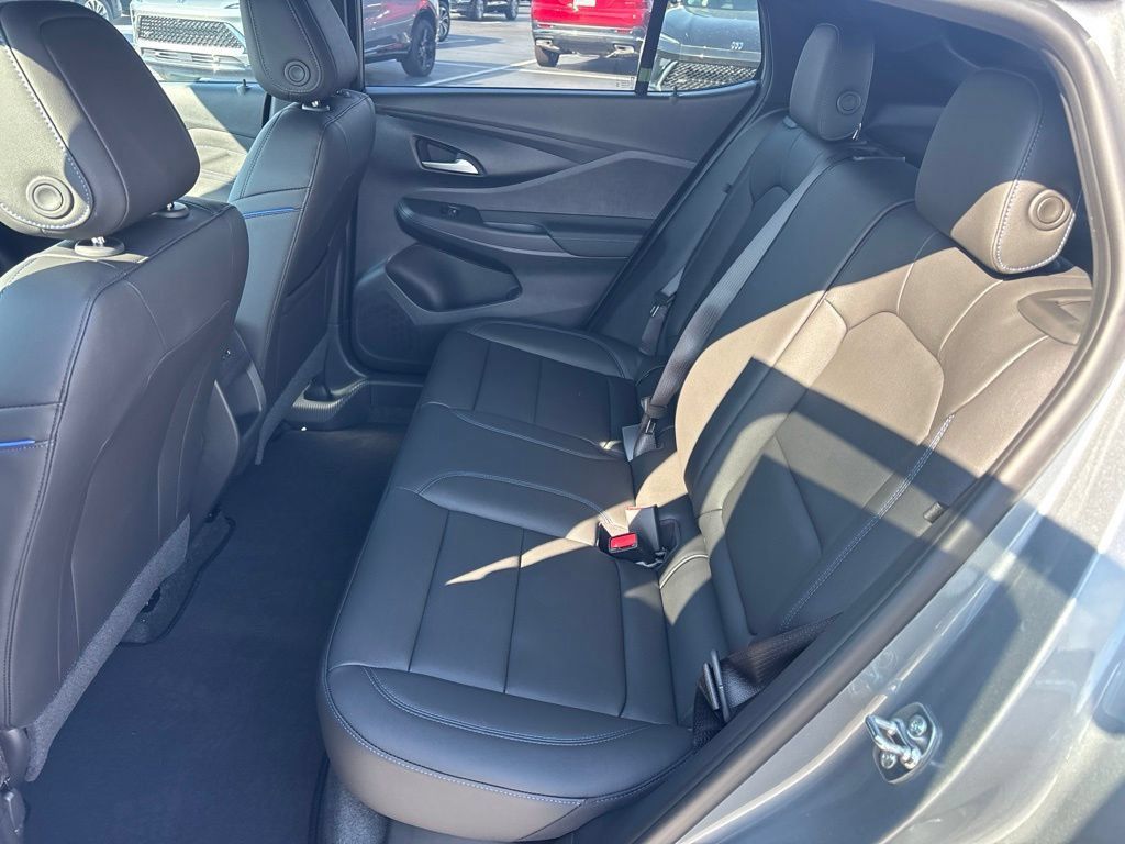 New 2026 Buick Envista Sport Touring w/ Convenience I Package FWD image 9