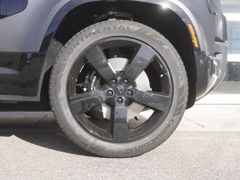 New 2026 Land Rover Defender 110 V8 image 34