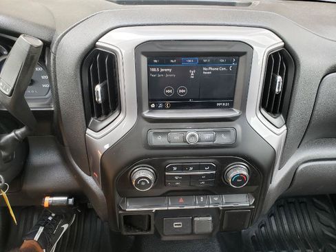 Used 2019 Chevrolet Silverado 1500 W/T RWD image 13