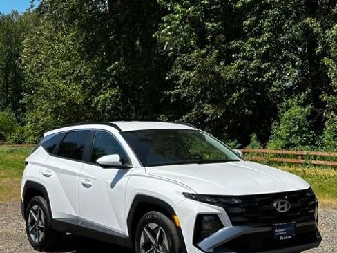 Certified 2025 Hyundai Tucson SEL AWD/4WD image 1