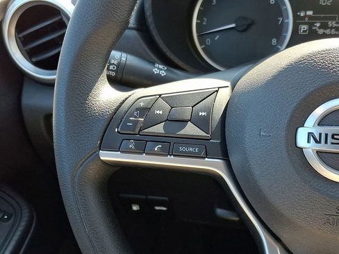 Used 2020 Nissan Versa S image 21