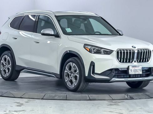 Used 2023 BMW X1 xDrive28i AWD/4WD image 9