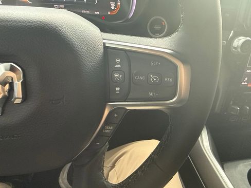 Used 2025 RAM 1500 Big Horn AWD/4WD image 16